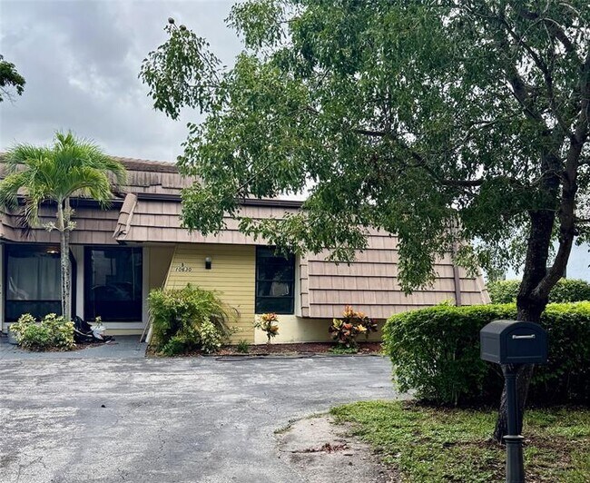 Building Photo - 10630 NW 45th St
