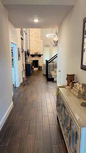 Building Photo - 3012 Mulberry Ave