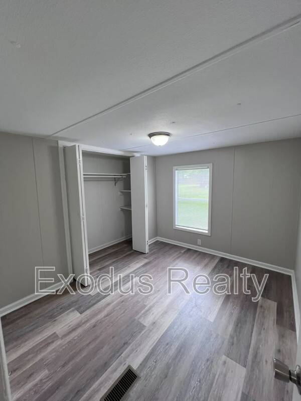 Building Photo - 39 Quiet Country Ln