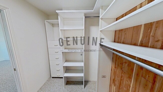 Building Photo - Beautiful Two-Level 5Bd 3.5Ba Home in Newport Beach