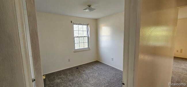 Building Photo - 108 Princeton Dr