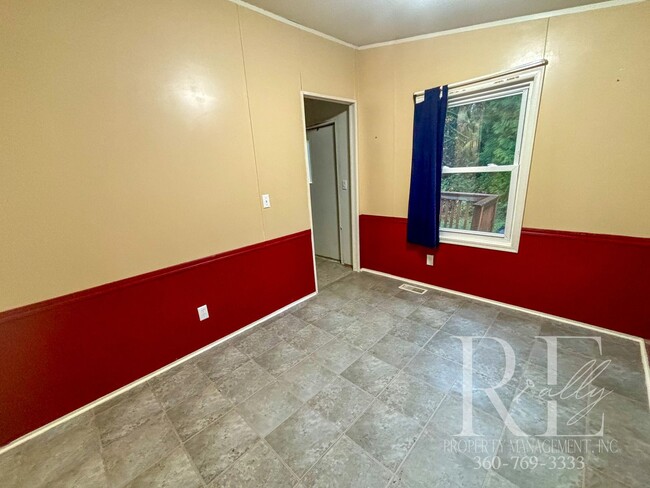 Building Photo - Spacious 3-Bedroom + Office Home with Larg...