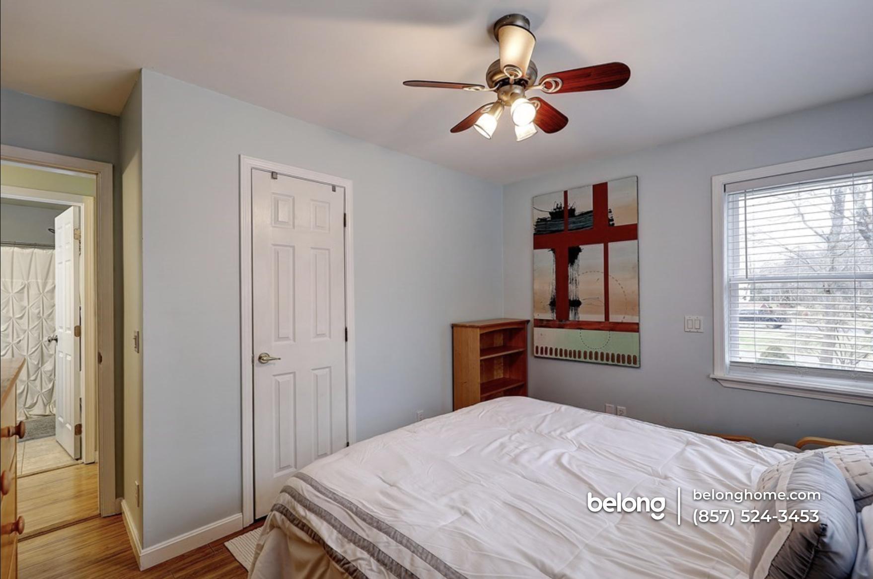 Building Photo - 548 Linwood St