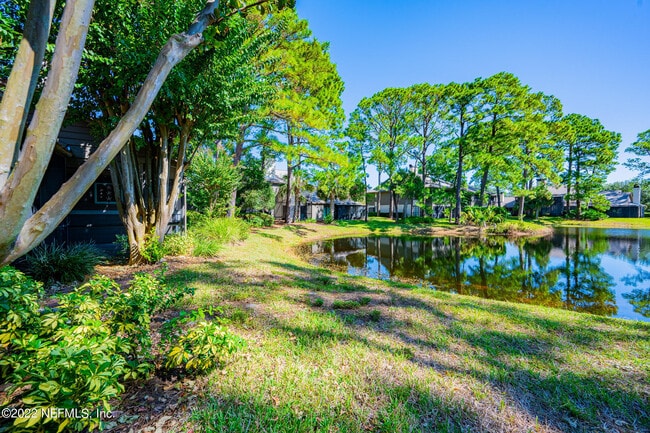 Building Photo - 111 Cranes Lake Dr