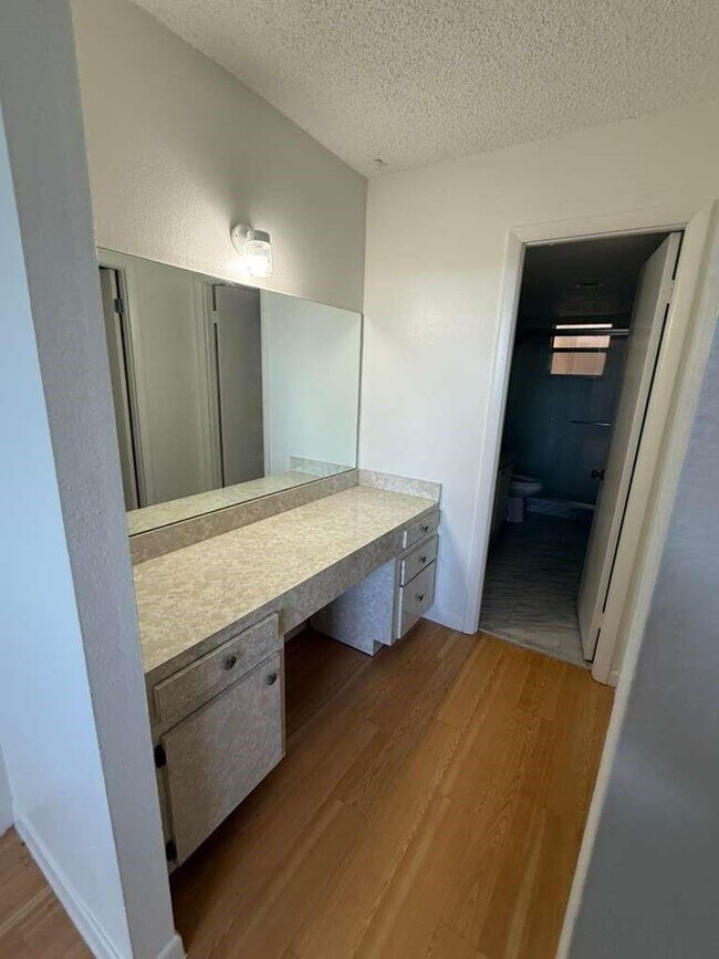 Building Photo - 408 NW 68th Ave