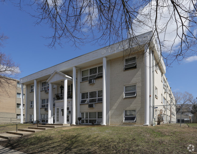 Building Photo - Pillsbury Apartments