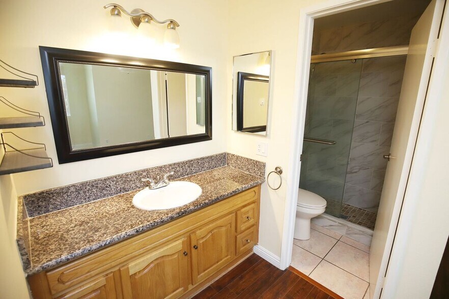 Building Photo - 16317 Sierra Ridge Way