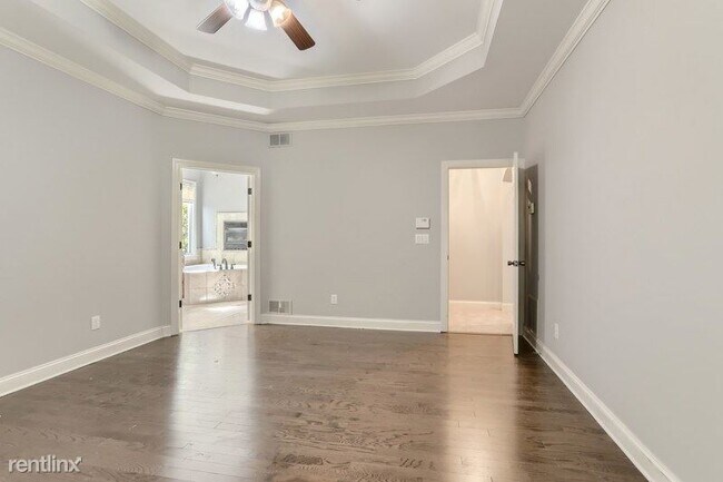 Building Photo - 4 br, 3 bath House - 960 Carters Grove Tra...