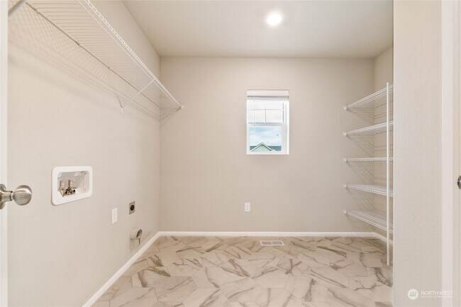 Building Photo - 2808 14th Ave NW