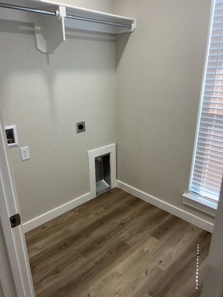 Building Photo - 2300 Copperhead Rd