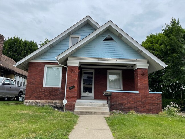 Primary Photo - 2 Bedroom 2 Bathroom Single Family Home (B...