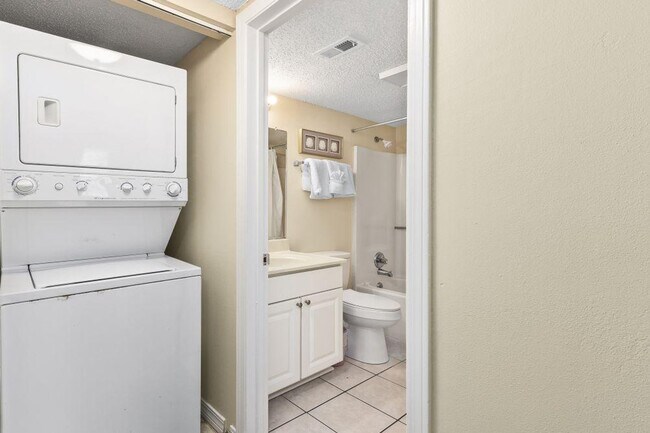 Building Photo - 25300 AL-182