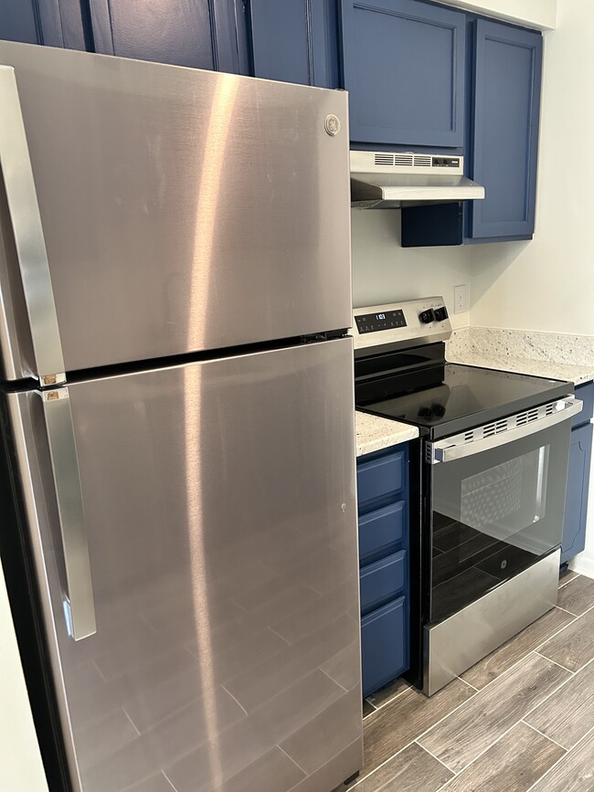 Primary Photo - 6148 Heath Ridge Ct