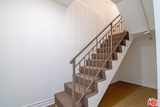 Building Photo - 11428 National Blvd