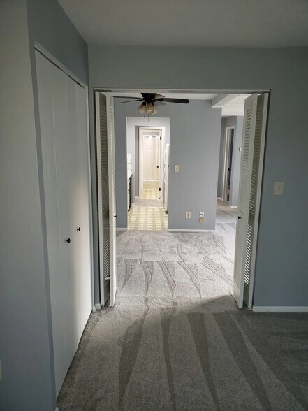Building Photo - 1675 Cedarwood Dr