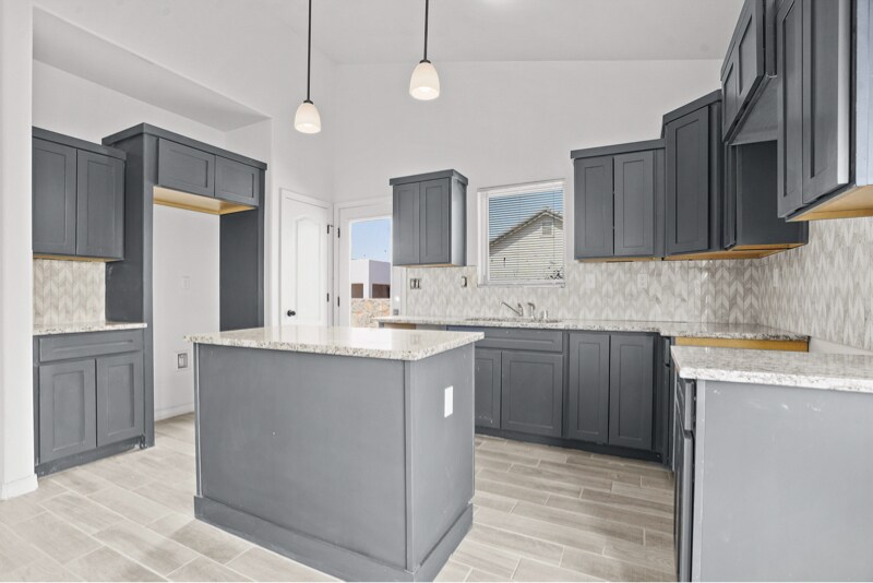 Building Photo - 629 Paseo Modesto Dr