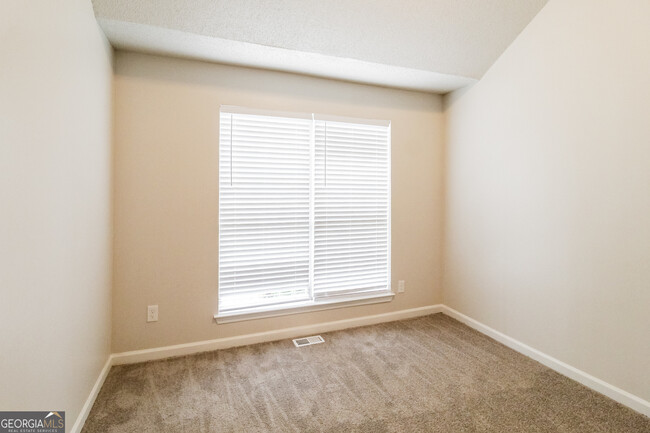 Building Photo - 1192 Berryhill Dr