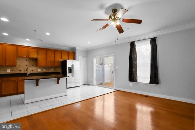 Building Photo - 8871 Purple Iris Ln