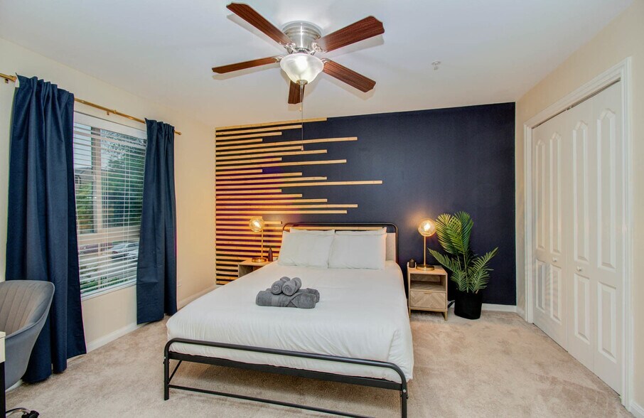 Building Photo - 8415 Hearth Dr