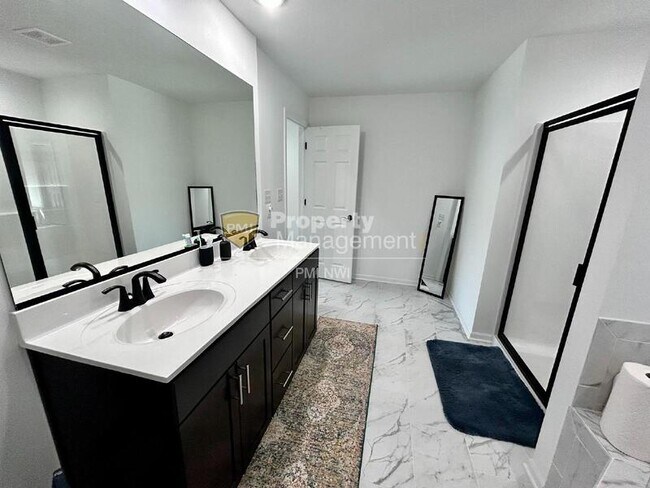 Building Photo - 5625 Burr Rdg Cir