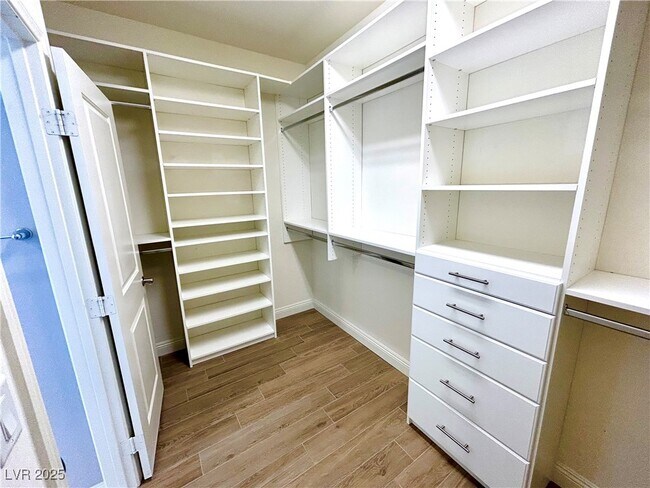 Building Photo - 2927 Ventana Ridge Ave