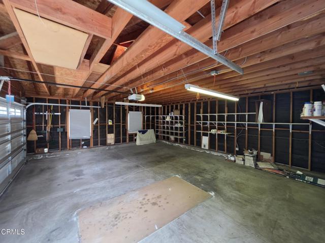Building Photo - 3154 Del Vina St