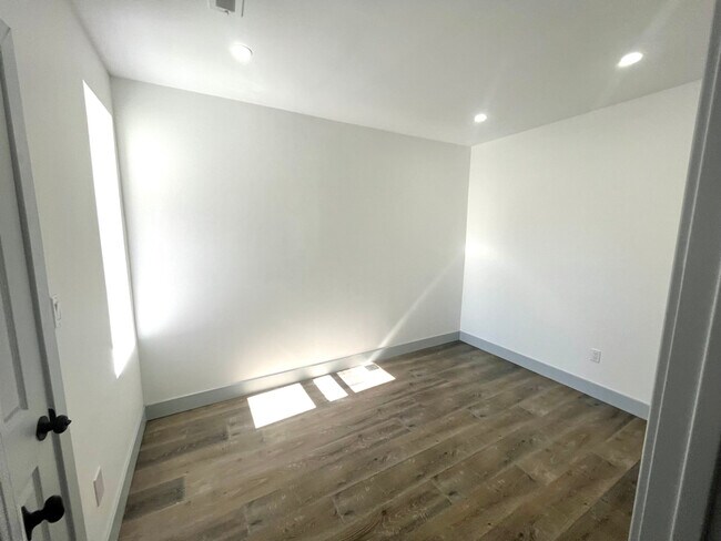 Building Photo - 1234 N 55th St