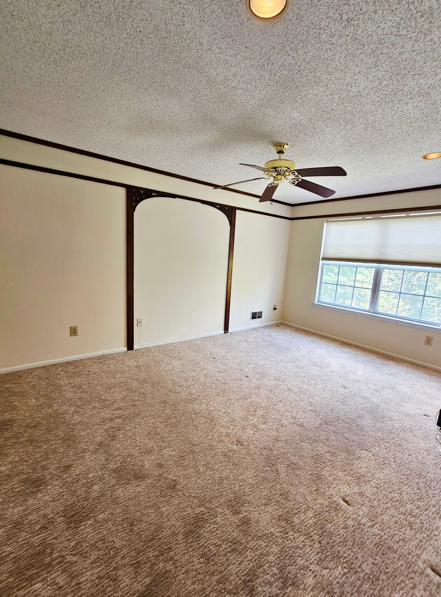 Building Photo - 1990 Mattis St