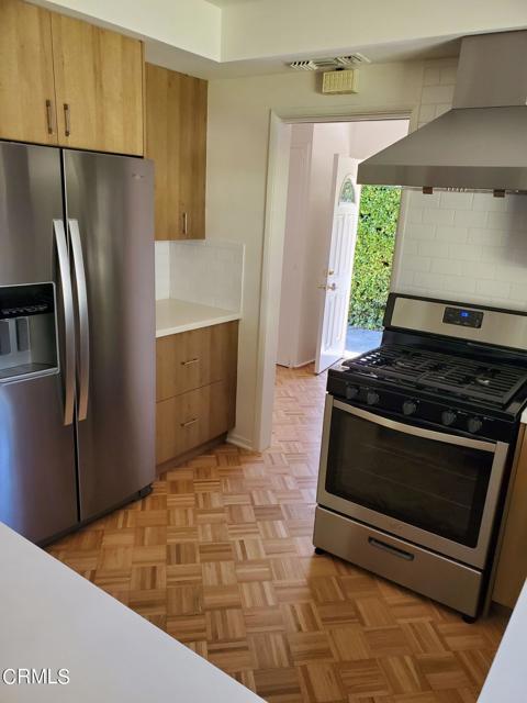 Building Photo - 420 Leda Ln