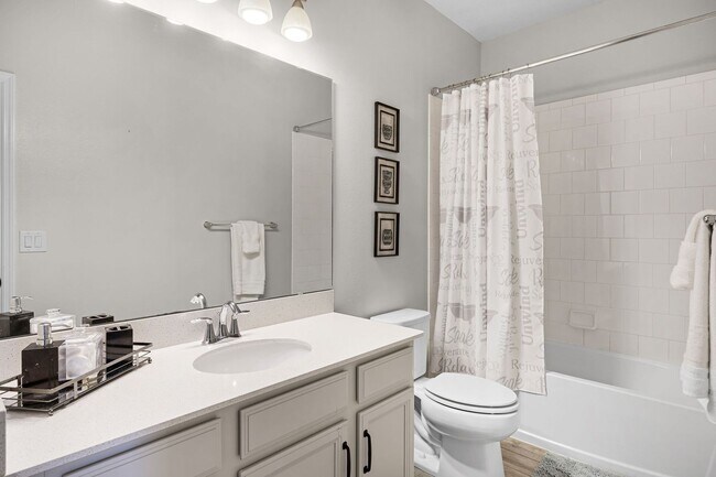 Building Photo - Beautiful 5-Bedroom Rental Home Available ...