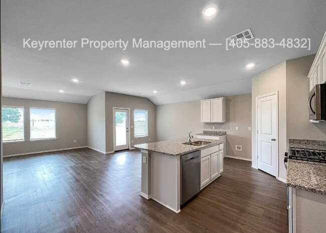 Building Photo - 4 Bed | 2 Bath | Claremore | Estates at Stone Creek