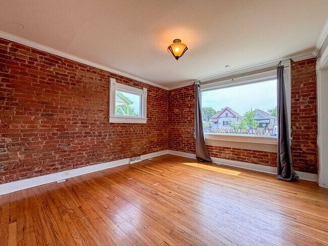 Building Photo - 3715 N Lafayette St