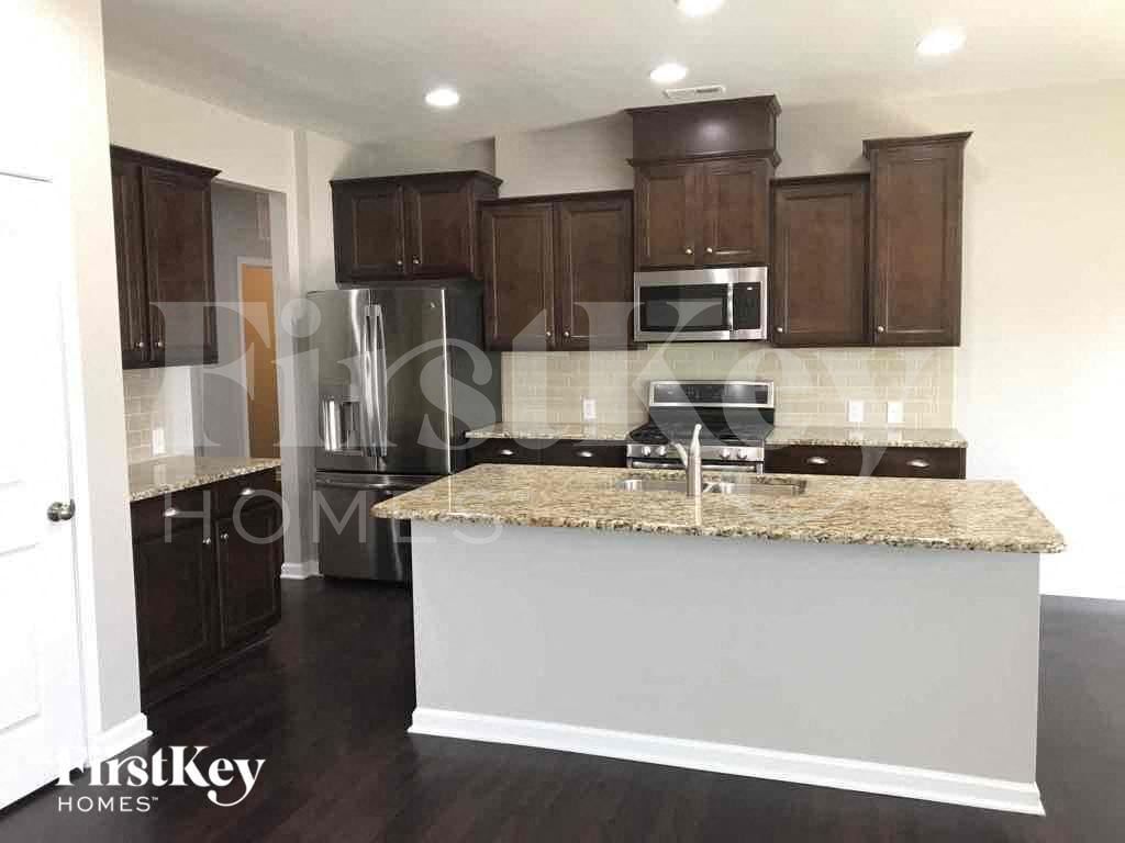 Building Photo - 6022 Durango Way