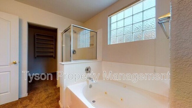 Building Photo - 6312 Calle Tesoro NW
