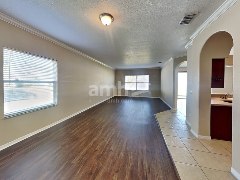 Building Photo - 14801 Braywood Trl