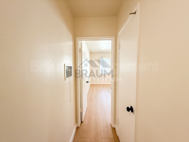 Building Photo - 7333 Woodman Ave