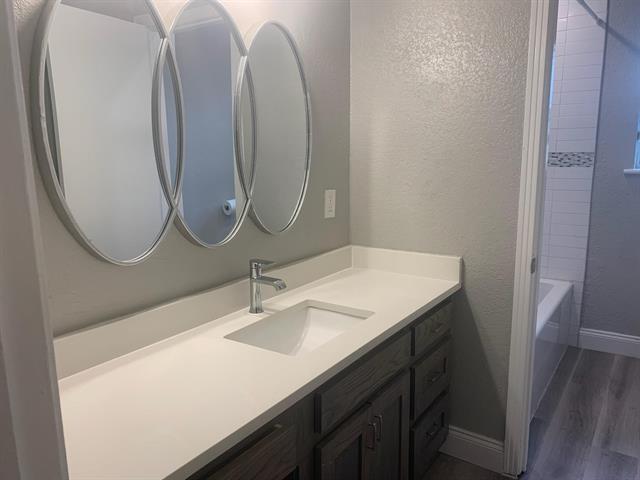 Building Photo - 1717 15th Pl