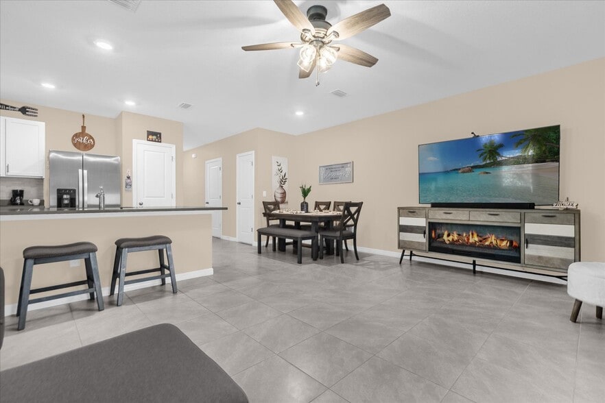 Building Photo - 6316 Sophie Oaks Ct