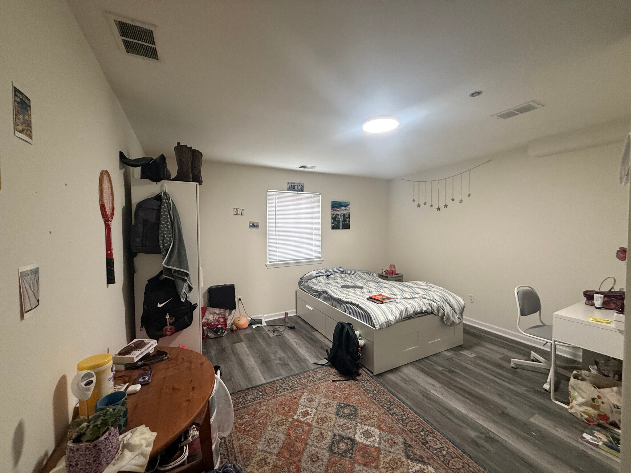 Building Photo - 1836 N Bouvier St