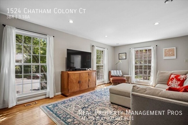 Building Photo - 1524 Chatham Colony Ct