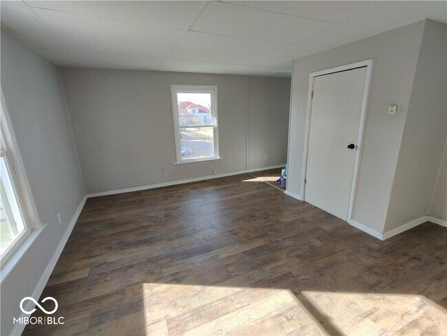 Building Photo - 106 W Pennsylvania St