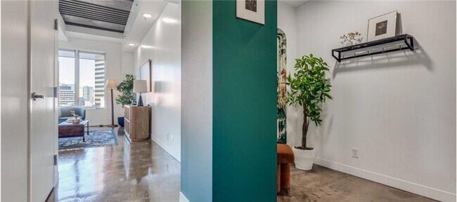 Building Photo - 301 N Akard St