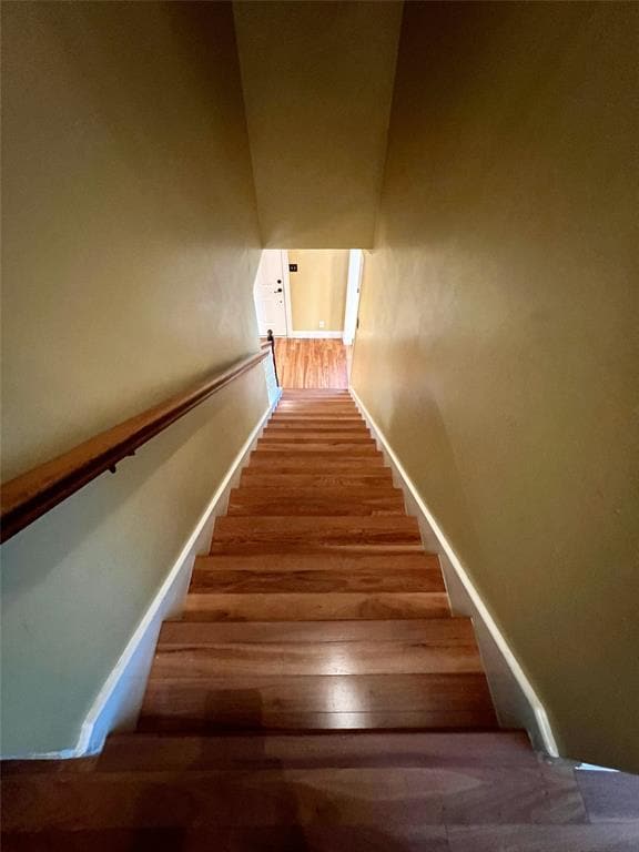 Building Photo - 7211 Mesa Dr