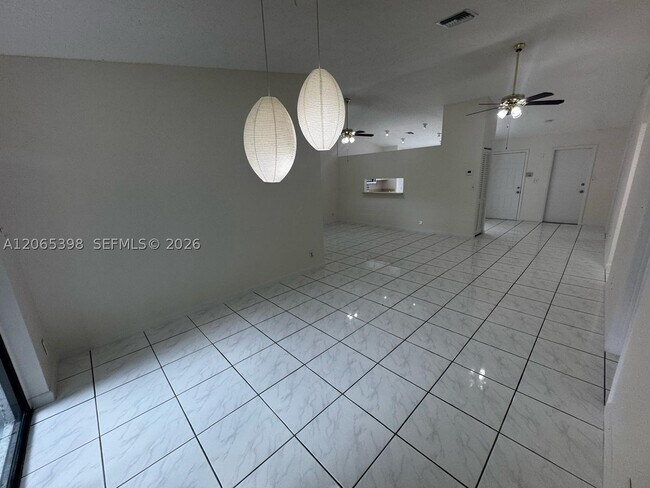 Building Photo - 8848 NW 76th Ct