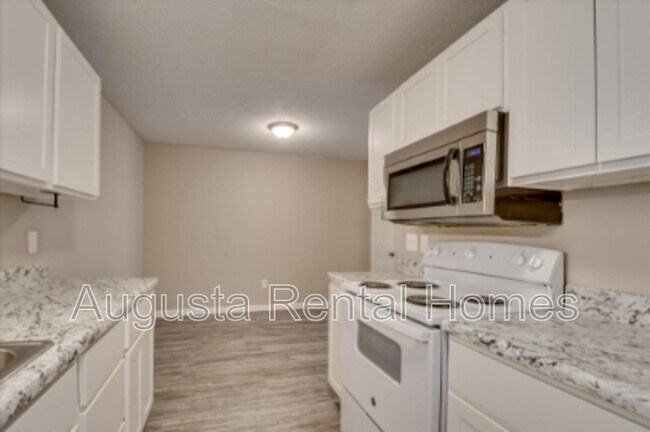Building Photo - 940 Stevens Creek Rd