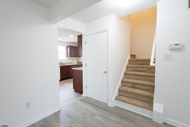 Building Photo - 4 Millard Ave