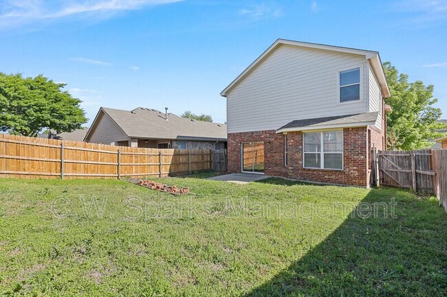 Building Photo - 2728 Mountain Lion Dr