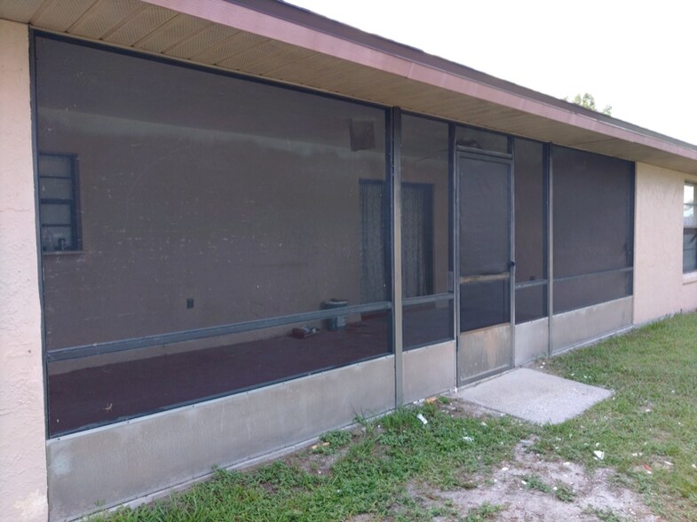 Building Photo - 1007 Matterhorn St