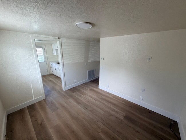 Building Photo - 481 S Tremont St