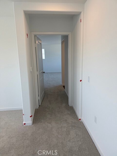 Building Photo - 9567 Silverstein Dr